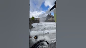 ￼Satisfying Range Rover SnowFoam #automobile #detailing #satisfying #viral #cleaning #asmr