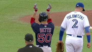 BOS@TOR: Betts opens scoring with an RBI double