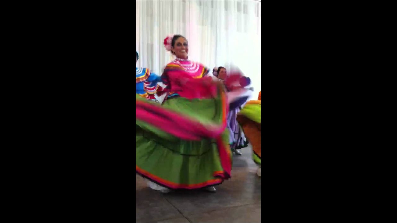 Ballet folklórico with machetes YouTube