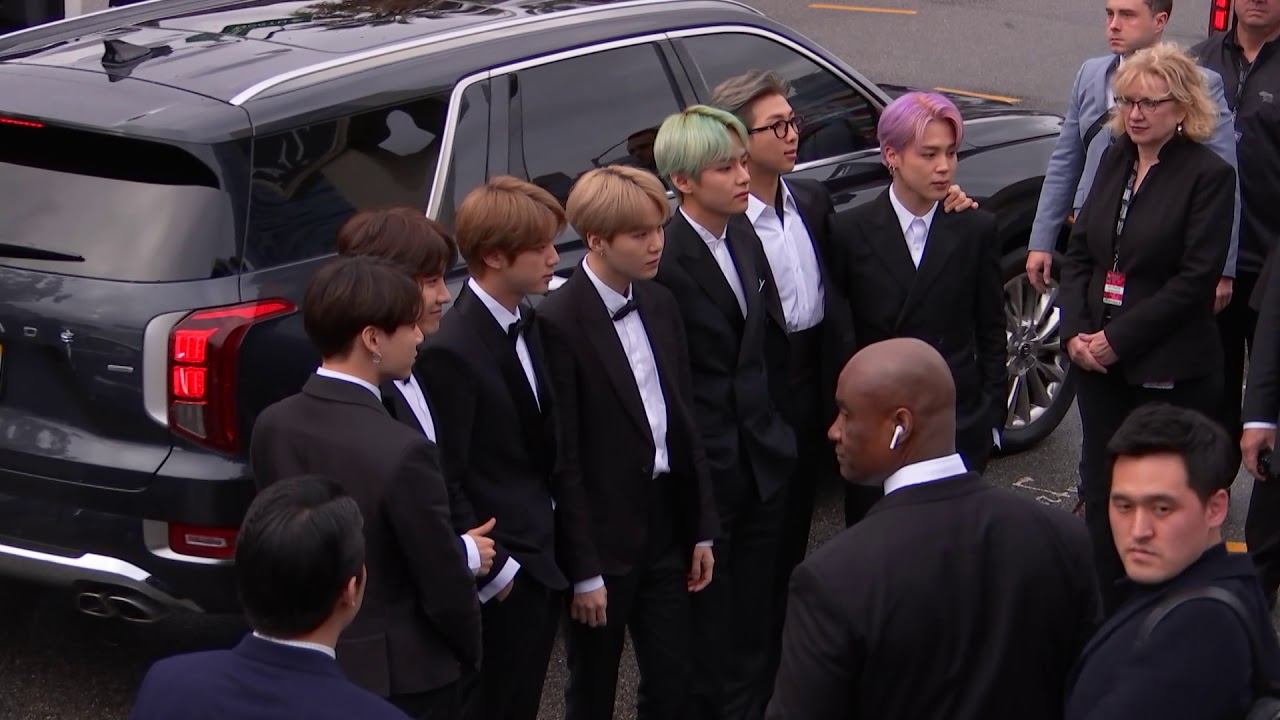 BTS Arriving To The Red Carpet  2019 GRAMMYs - YouTube