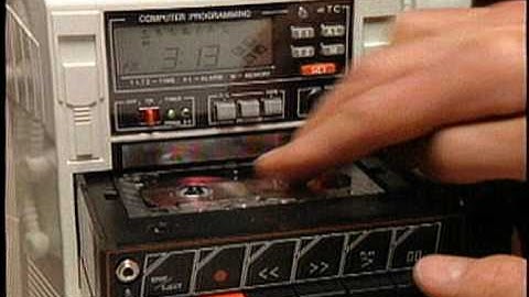 TOMY Toys Omnibot Urban Robot 30 sec XTET 5613 2:7:85 Keye Donna Pearlstein Red Car  QuickTime H 264