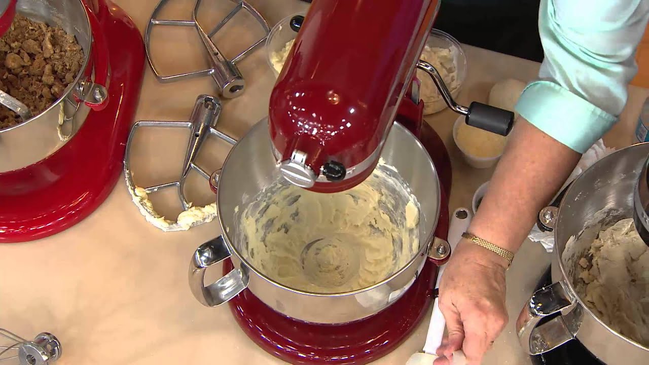 KitchenAid 6 qt. 575 Watt Bowl Lift Stand Mixer with Flex Edge with Carolyn Gracie