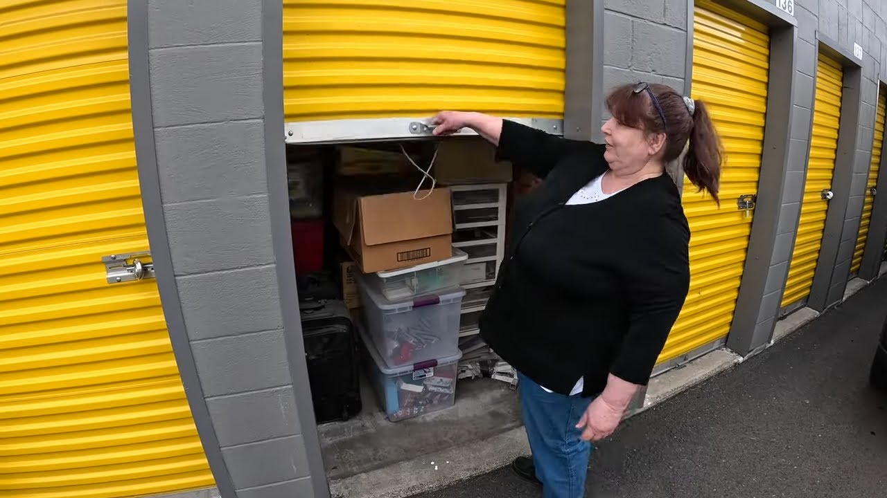 She Bought this Abandoned Storage Locker for Pennies