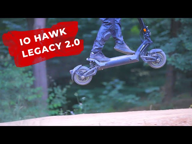 El patinete eléctrico IO Hawk Legacy es un verdadero todoterreno