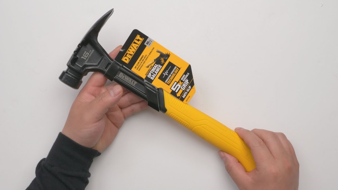 Hands-on review: DEWALT 16Oz. Rip Claw Hammer - YouTube