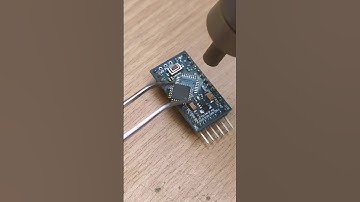 SMD Chip Removing #arduino  #desoldering #repairing