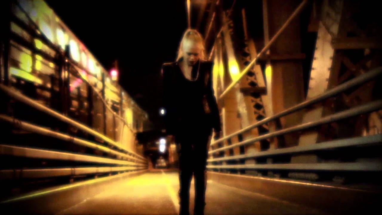 Richard Durand ft Hadley "Run To You" Official Music Video