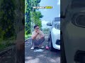 Satu Set Kunci Roda dan Kunci Dongkrak Wajib Ada di Mobil Kamu! 🔧🚗