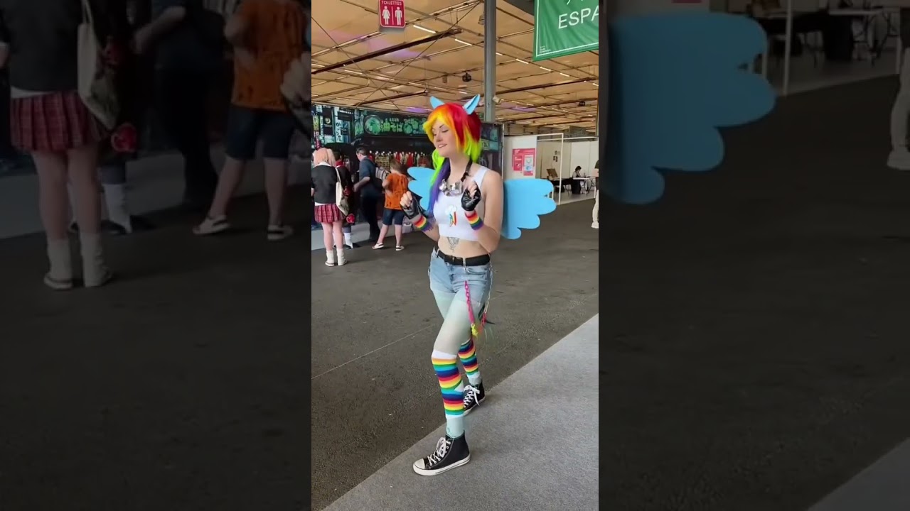 My special dance Rainbow dash 😉 #cosplay #mlp