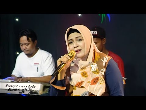 MACHICHA MOCHTAR - ILALANG [OFFICIAL MUSIC VIDEO] LYRICS