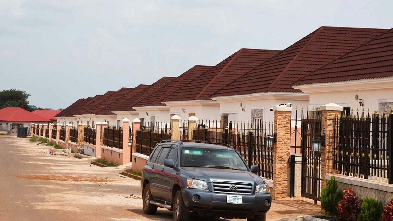 Newly constructed British court Estate Abakaliki