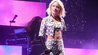 Zara Larsson - Never Forget You - Queens of Pop - Uppsala, 3/8 2018