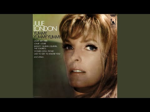 Julie London — Sunday Morning