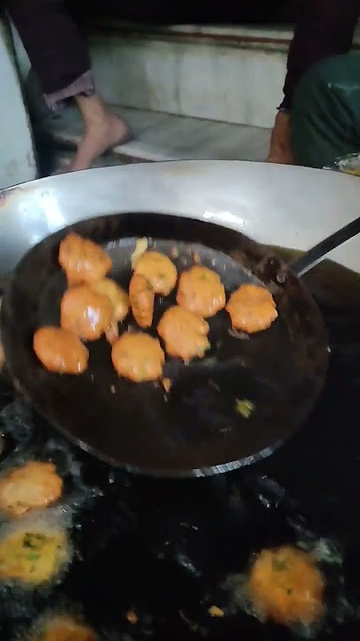 #pakora #dal #moth #moong #pakoda #bikaner #chaipatti #reels #shorts #local #food #vyasji #5.1.23