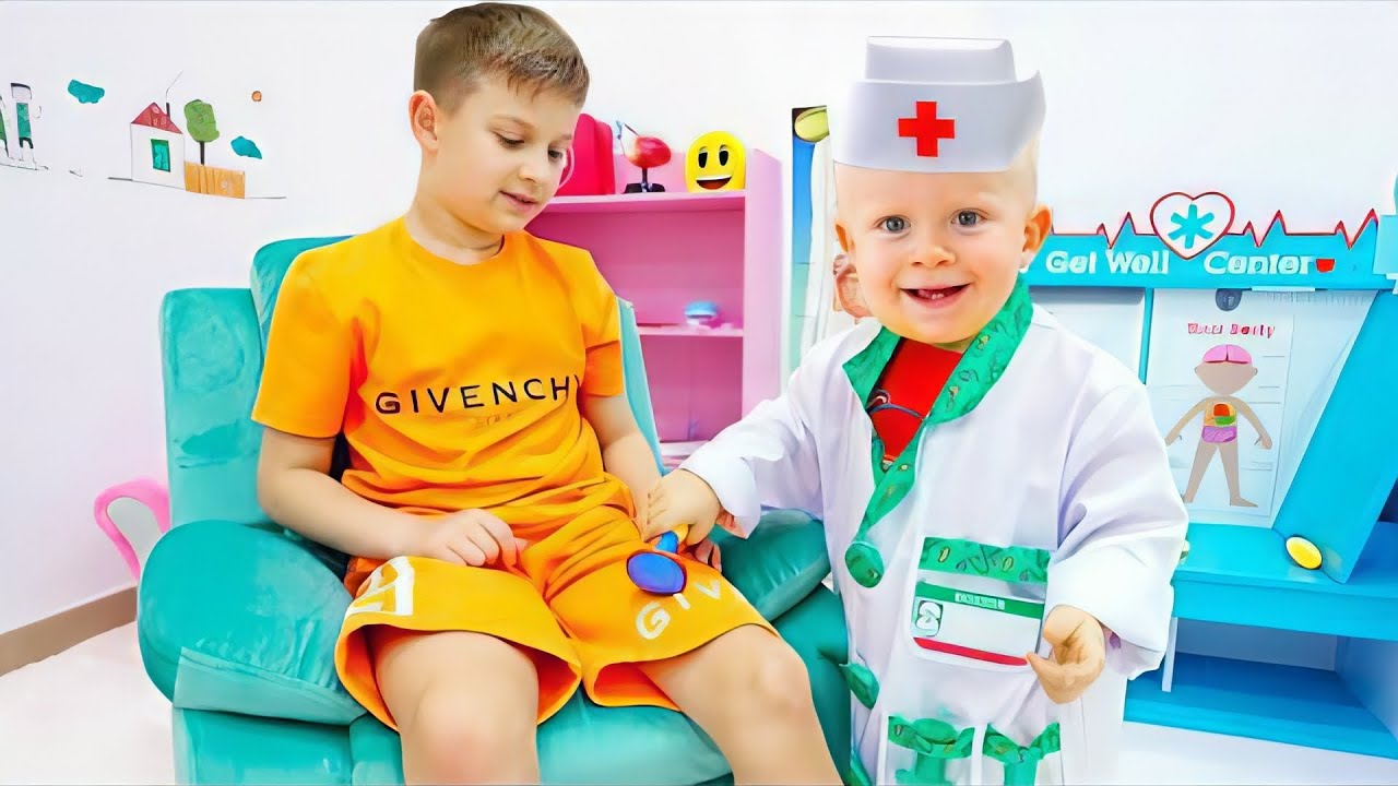 Cardboard Hospital Adventures: Helping Patients Through Play Therapy! 💉🩺