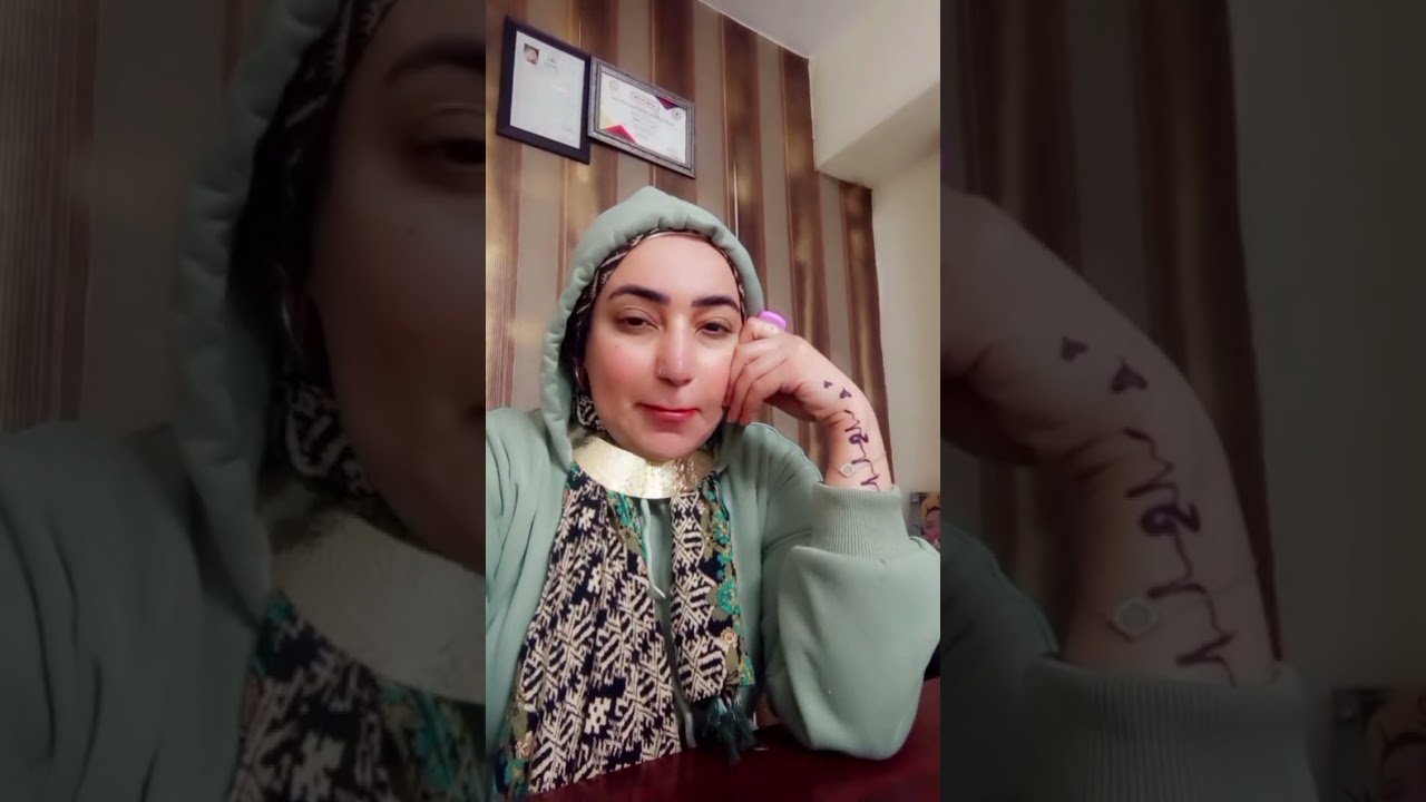 جوزي بيطلب مني اقول الفاظ بذيئه أثناء العلاقه الجنسيه،،،،،،،