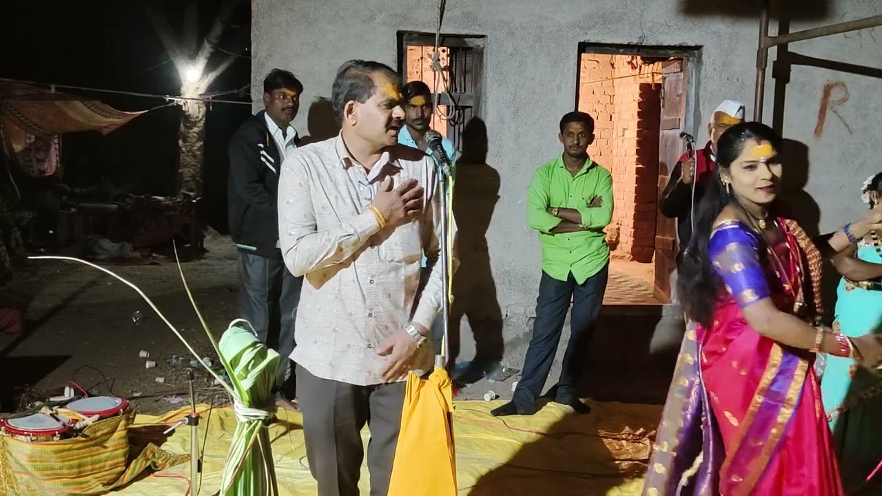 हसुन हसुन पोट दुखेल असा विनोद बघायला विसरू नका सविता साळुंके सह पार्टी आवडल्यास लाईक करा सबस्क्राईब