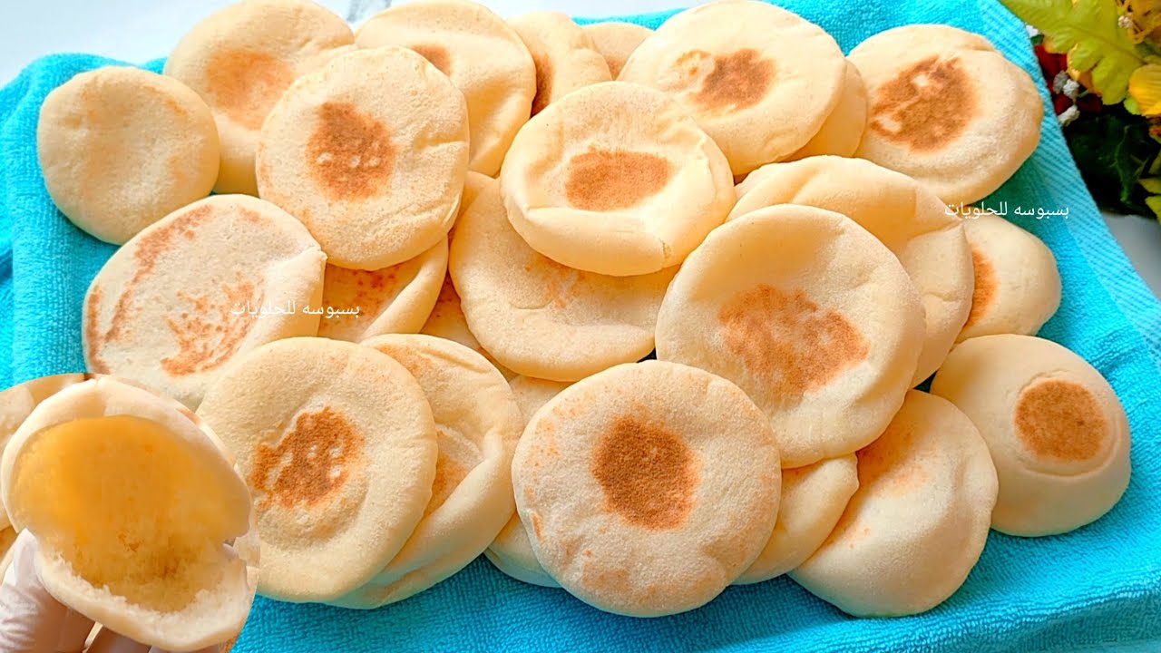 البطبوط المغربي او ميني عيش شامي صغنن بدون فرن👍 مرتفع ومنفوخ😋 معقولة الجمال دي كله بشويه دقيق وميه👌