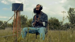 Kamyar Bamdad - Chet Bazi (Official Music Video)