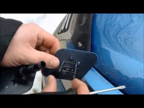 Снятие форсунки омывателя фар - KIA Sportage SL- headlights washer