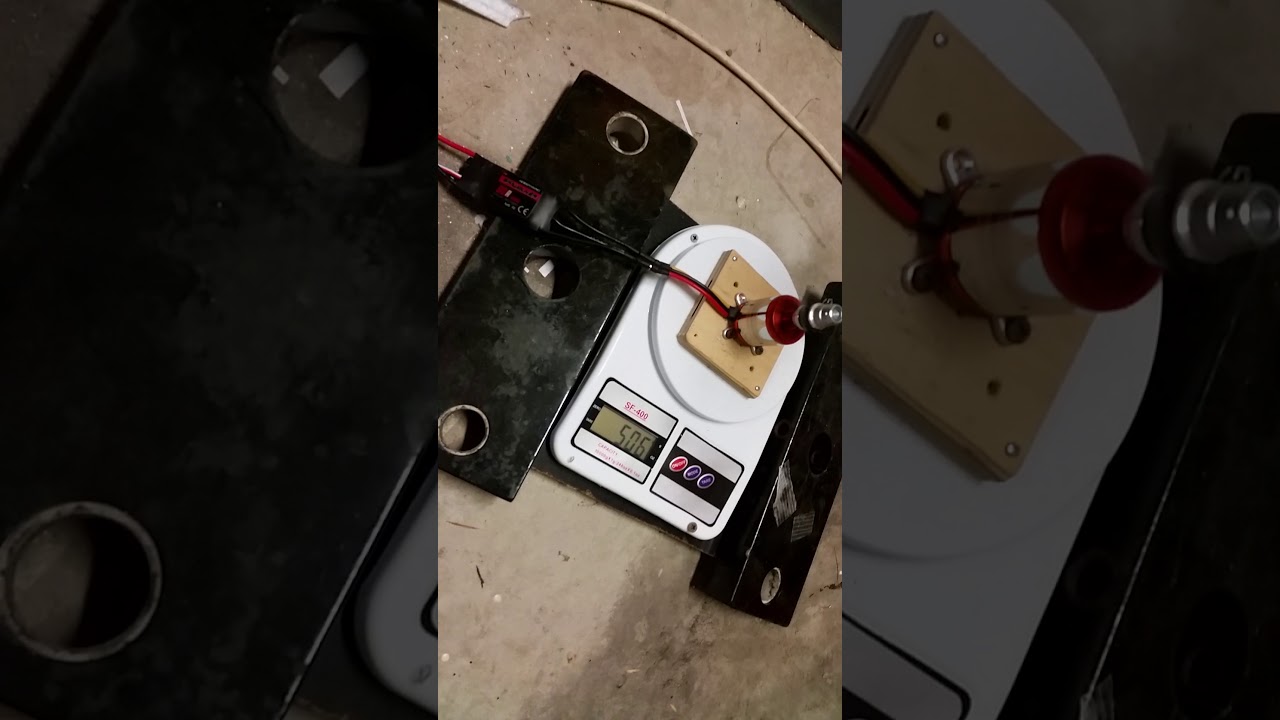 Turnigy D3548/4 1100KV Brushless Motor Thrust Test (3s & 4s lipo), 1045 prop