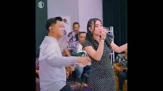 YENI INKA FT.  DENNY CAKNAN - LEMAH TELES ( KOE BELOK NGIWO NENGEN)