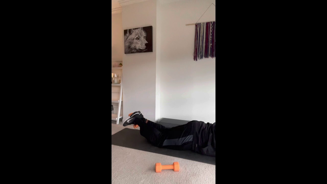 Showoff Training - DB Hamstring Curl - demo BTS - YouTube