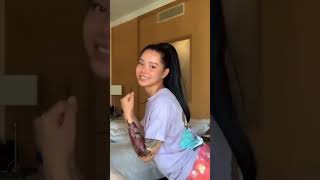 Bella Poarch Twerking #shorts #bellapoarch