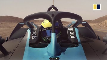 Peregrine falcon or Formula E car – which wins in a race?