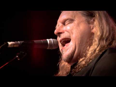 Warren Haynes ­with Joe Bonamassa -- Guitar Center's King of the Blues 2011