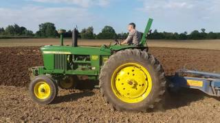 Pflügen mit John Deere 4020 und Rabe Aufsattelpflug