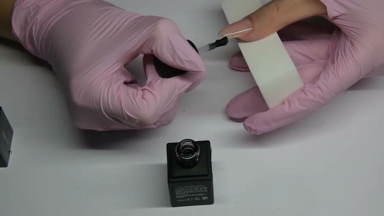 REFILL IN GEL CON GELNIUS - SISTEMIAMO UN UNGHIA