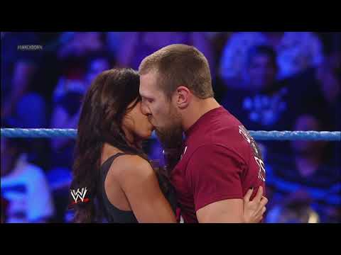 Daniel Bryan and AJ Lee kiss | SmackDown July 3, 2012