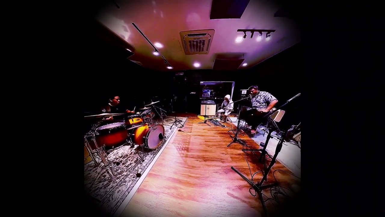 Medley Cover of Pearl Jam's 'Black' and Radiohead's 'High & Dry',