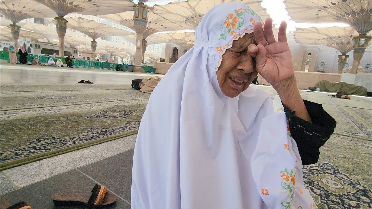 NENEK TERSESAT SENDIRIAN KASIAN TAS & ISI NYA HILANG ENTAH ADA DIMANA😭 TIDAK BAWA APAPUN LUPA SEMUA