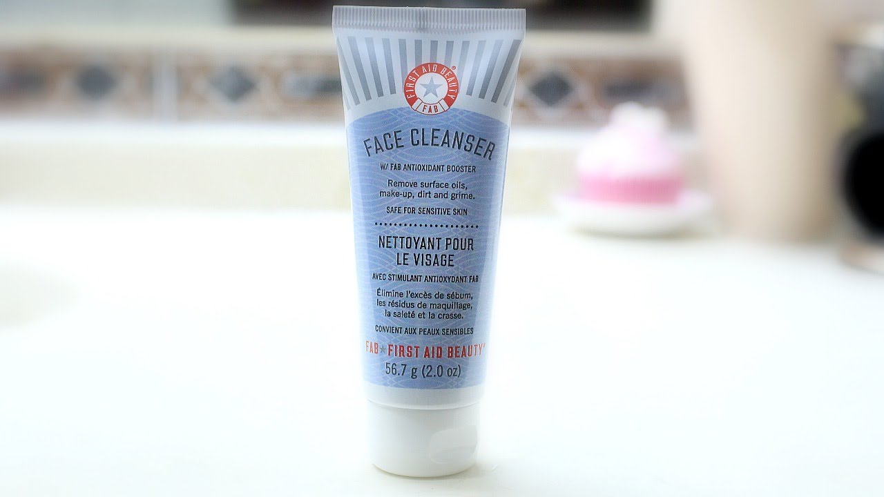 Review First Aid Beauty Cleanser YouTube