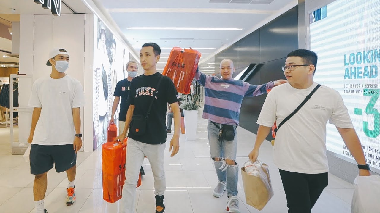cua hang adidas Update Đi mua đồ SALE 50% của Nike và những câu chuyện phiếm cuối tuần - Thầy dạy nhảy Lộc Bang