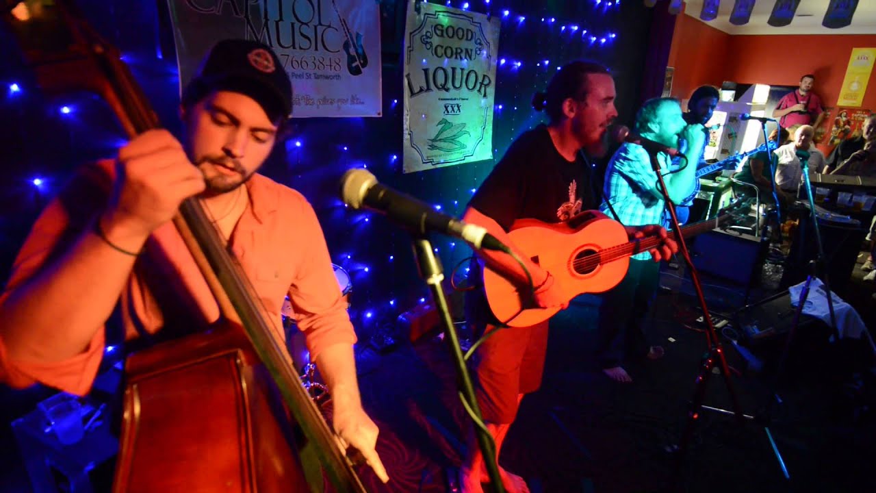 Good Corn Liquor band country festival 2015 at the albert hotel 1481