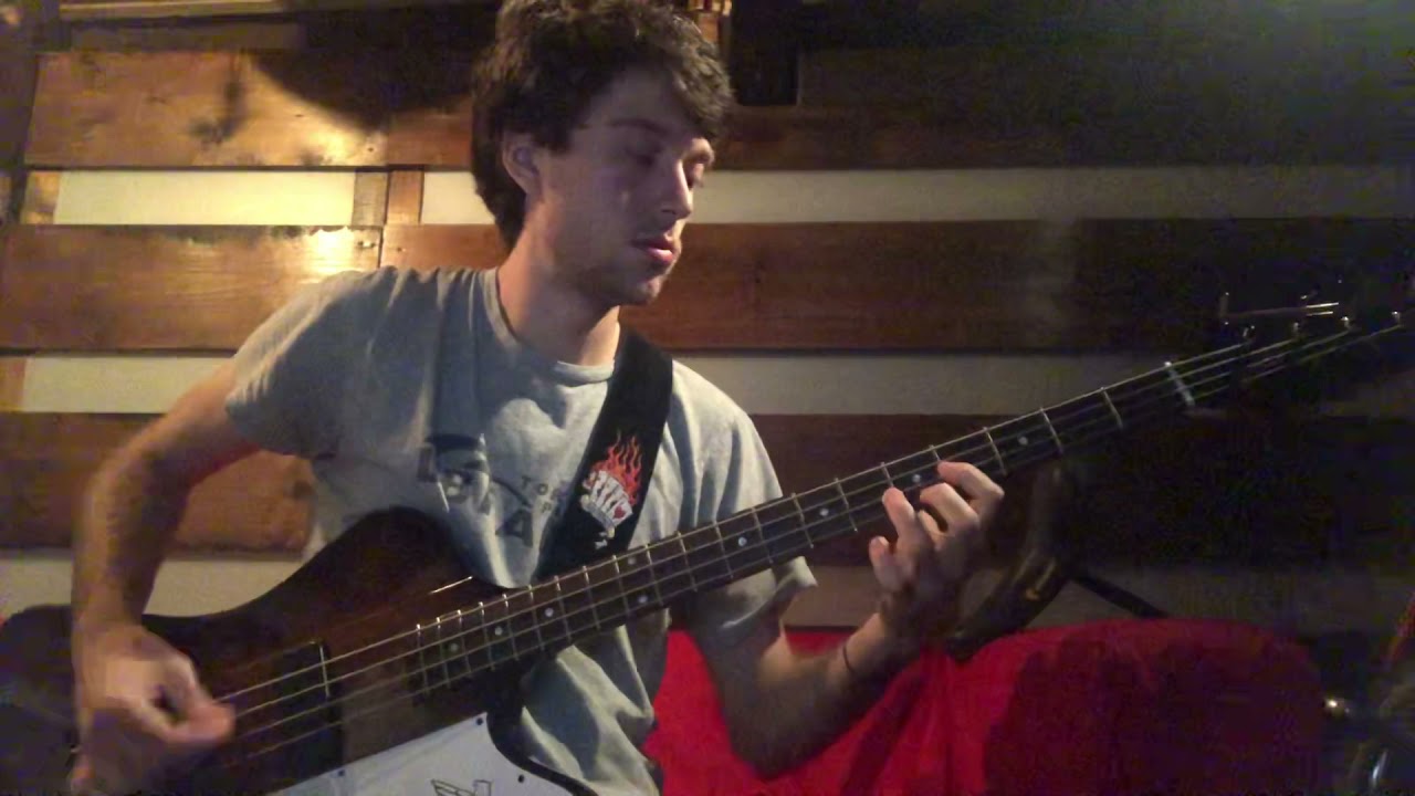 A 1200km - Las Ligas Menores Bass Cover