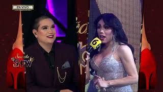 Qué Hace Este Señor En Una Pasarela? Es Show