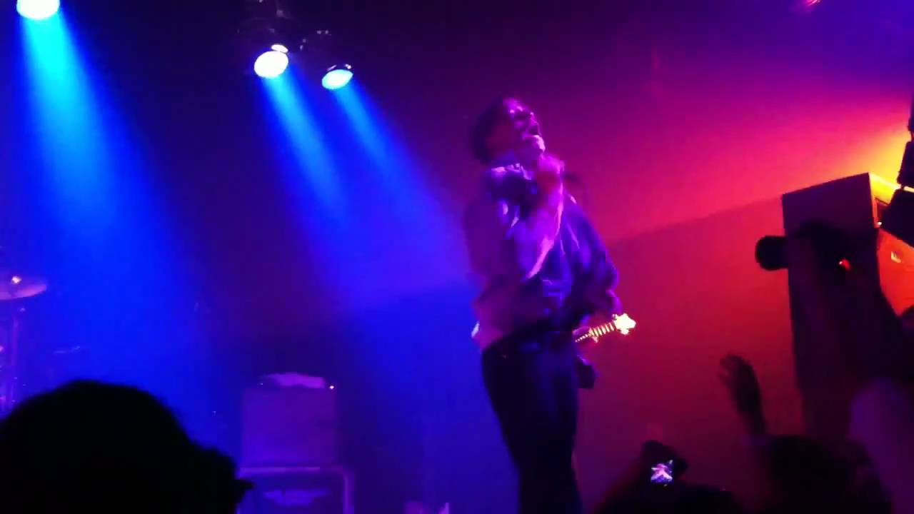 The Drums - Money (new song!!) @ Estúdio Emme, São Paulo, 03-31-2011