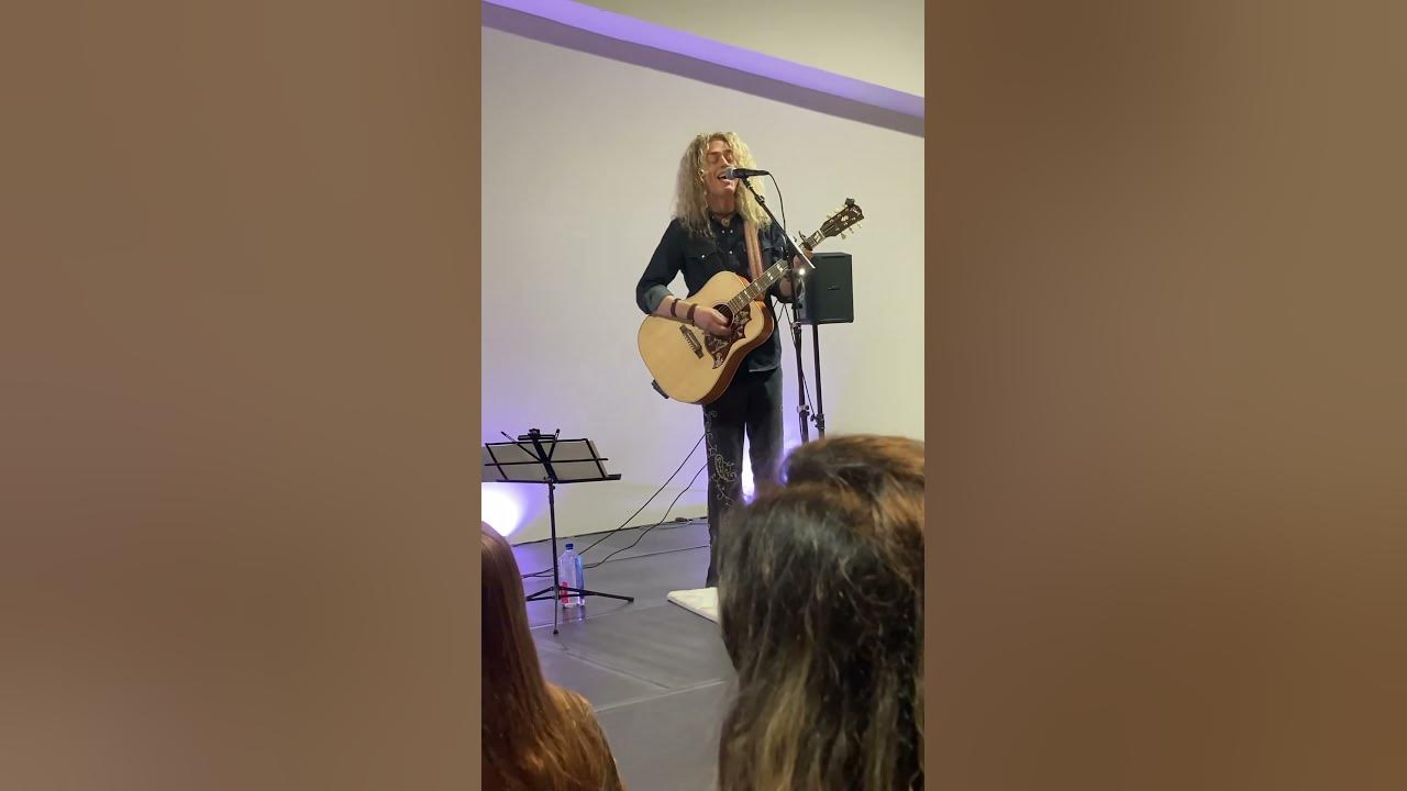 Peter furler and phil joel in katy tx 3 1 24 joy live newsboys 