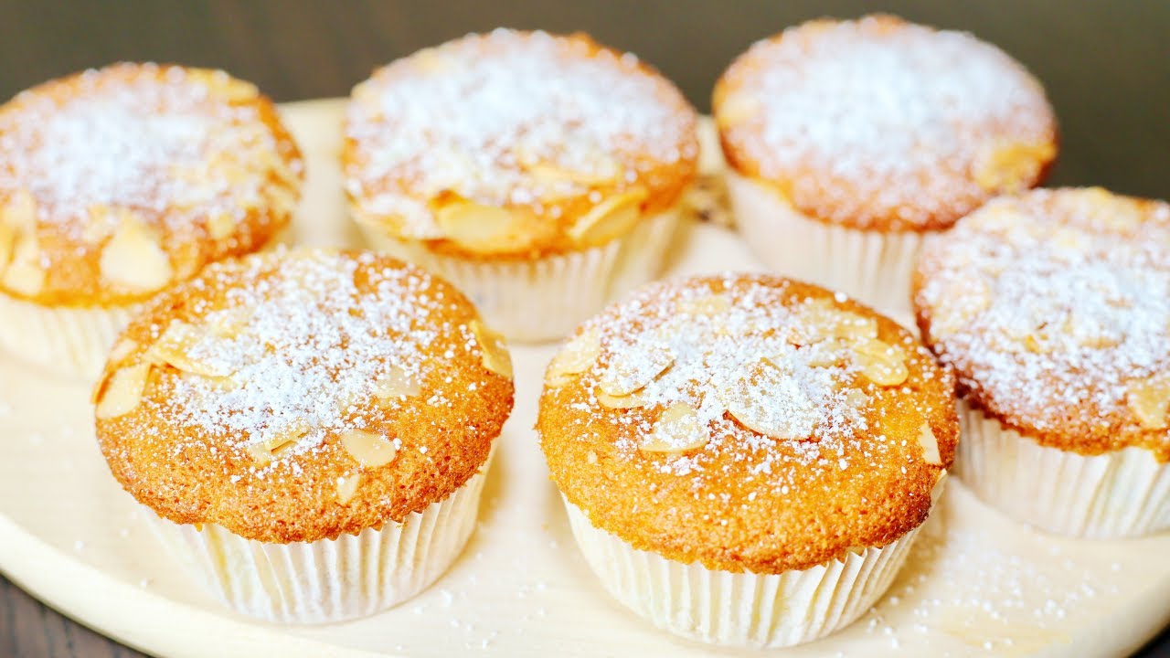You will love these fluffy and moist cake muffins Muffins recipe