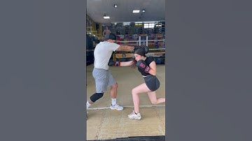 Tecnica de combate 🔥#entrenamiento #boxeo #boxing #boxingtraining #boxingday #parati #fyp #viral