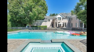 Luxury Elliman Long Island Property Tour presented by Regina Rogers–31 Stirrup Drive, Old Brookville