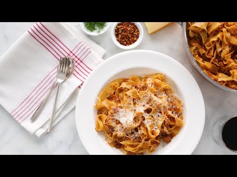 Video: Pappardelle Su Greituoju Pankoliu Ragu