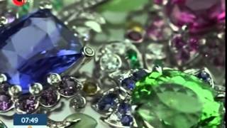 Есть ли в Украине свои алмазы?(Украинские алмазы - миф, или реальность? Оказывается, что эти камешки находили и у нас. Лидеры по добыче алма..., 2015-05-05T18:42:26.000Z)