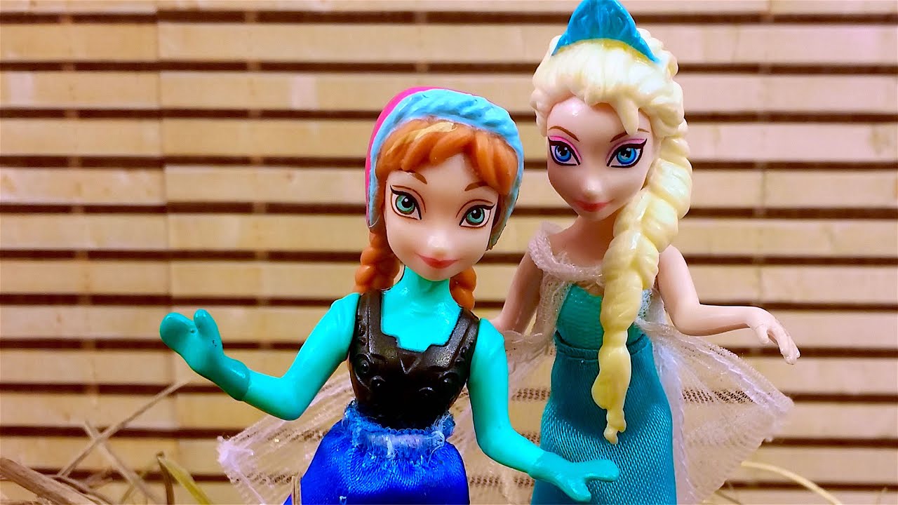 Part 1 Elsa and Anna Time Travel -Disney Frozen Dolls - AMAZING TOY