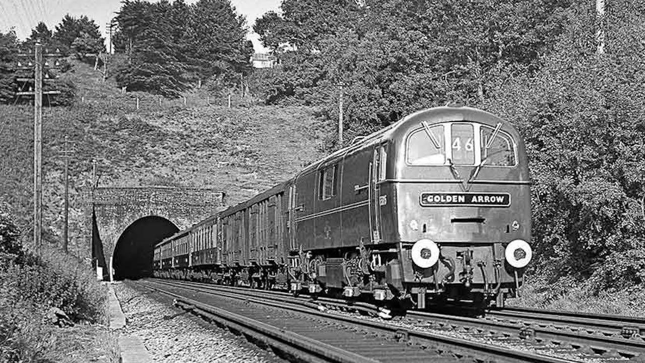 Southern Electrics - The Class 71 and 74