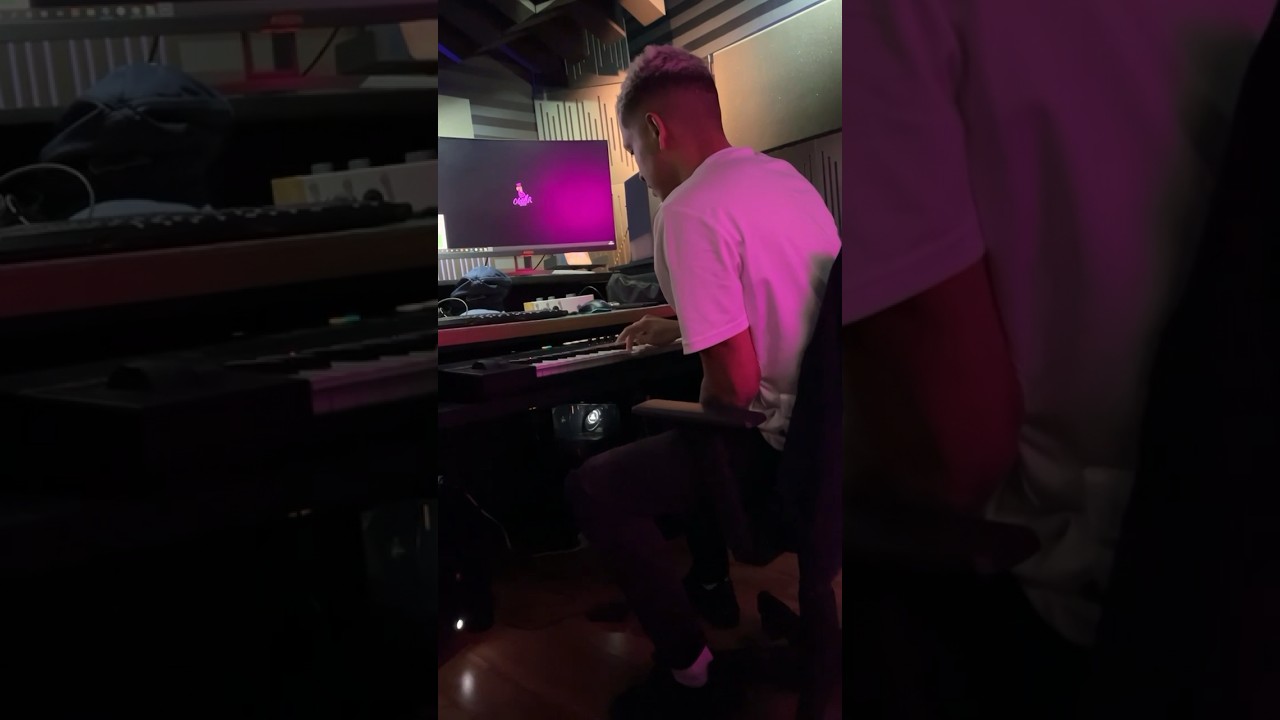 Oldilla - Será que tá rápido? Kkkkk 🎹🥊 